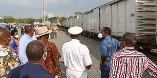 Uhuru at Kisumu port