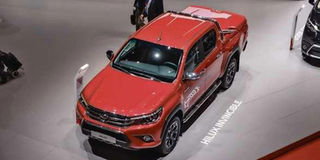 Toyota Hilux Invincible 