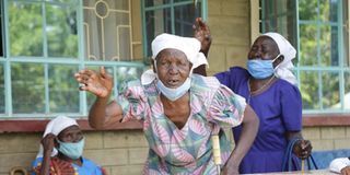 Mama Sarah Obama mourners