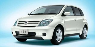 Toyota IST