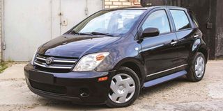 Toyota iST