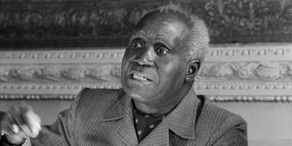 Robert Mugabe, Kenneth Kaunda