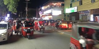 Late Night, Mogadishu