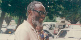 Hilary Ng’weno, Weekly Review founder