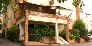 Reata Apartment Hotel