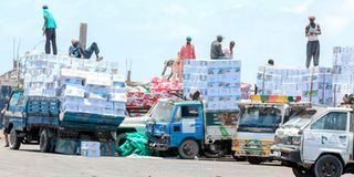 somalia kismayu port traders
