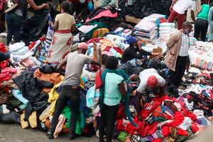 Mitumba traders 