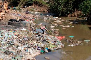 nairobi river, pollution