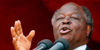 Mwai Kibaki 