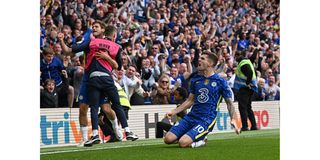 Chelsea midfielder Pulisic celebrates