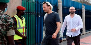 mwai kibaki body parliament public viewing 