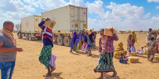 Wajir residents receiving relief food