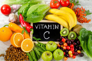 Rainbow-coloured fresh fruits and vegetables are great sources of vitamin C.
