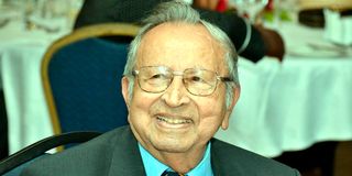 Dr. Yusuf Kodwavwala Dawood