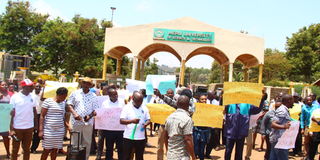 meru university staff protest
