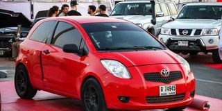  Toyota Vitz