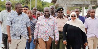 Deputy President Rigathi Gachagua (centre), Mining, Blue Economy and Maritime Affairs Cabinet Secretary Salim Mvurya