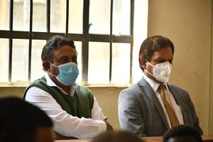 perry mansukhlal, vinoj kumar