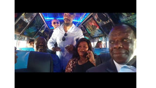 Raila boards Matatu