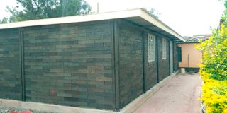 interlocking plastic blocks