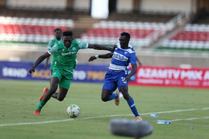 Gor Mahia defender Rooney Onyango (left) vies with AFC Leopards forward Victor Otieno