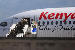 Kenya police landing, in Port-au-Prince, Haiti 