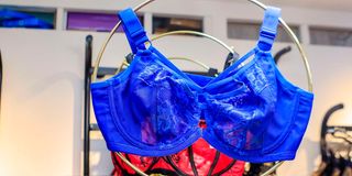 Titi Kenya bra