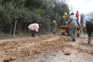 Residents of Tigithi ward 