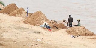 Ewaso Nyiro sand harvesting 