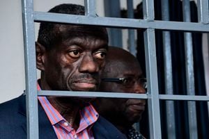 Kizza Besigye