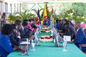 Ruto chairs a Cabinet meeting at State House Nairobi