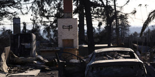 2025-01-14T045655Z_249974784_RC2B9CA938UI_RTRMADP_3_CALIFORNIA-WILDFIRES