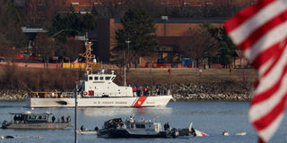 2025-01-30T210813Z_1565091845_RC2KKCACOZTU_RTRMADP_3_USA-CRASH-WASHINGTONDC