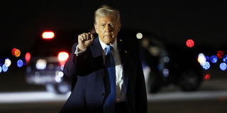 2025-02-01T010701Z_1298131234_RC2BLCA0SO6D_RTRMADP_3_USA-TRUMP