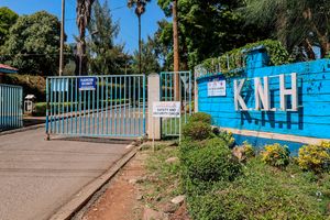 KNH 