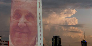 2025-02-22T013244Z_2052750985_RC27ZCA8WBUP_RTRMADP_3_POPE-HEALTH-ARGENTINA