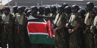 Kenyan police officers