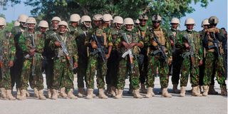 Kenyan police officers