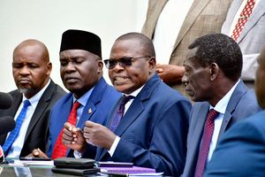 Kuppet and Knut officials 