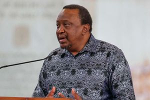  Uhuru Kenyatta 