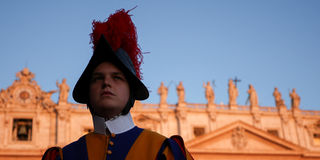 2025-04-26T044228Z_1264949388_RC2G5EA8O9U5_RTRMADP_3_POPE-FRANCIS-FUNERAL