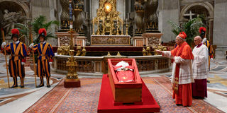 2025-04-25T200004Z_657773573_RC265EAH57FP_RTRMADP_3_POPE-FRANCIS