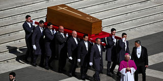 2025-04-26T084644Z_2069591486_RC2K5EAZ7YB6_RTRMADP_3_POPE-FRANCIS-FUNERAL