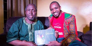 Prof Ngugi wa Thiong'o with activist Boniface Mwangi in the US