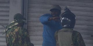 man shot in the head by police