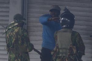 man shot in the head by police