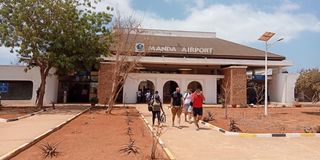 Manda Airport 