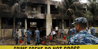 2025-07-22T034209Z_23398777_RC2ERFAUBC9E_RTRMADP_3_BANGLADESH-CRASH