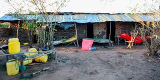 Kwa Bi Nzaro village