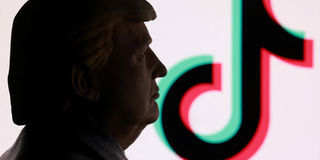 2025-09-24T211500Z_1489203236_RC2KYGAV0EWR_RTRMADP_3_USA-TRUMP-TIKTOK